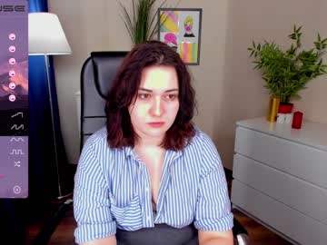 [10-01-22] tricky_lis public webcam from Chaturbate