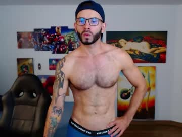 [13-02-24] akiles_r record premium show video from Chaturbate