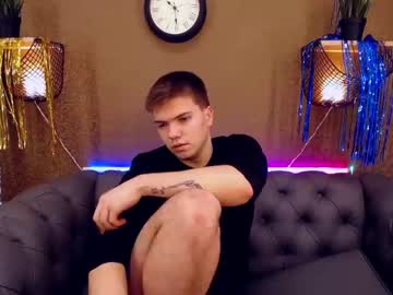 [23-01-22] colin_sportacus show with cum from Chaturbate