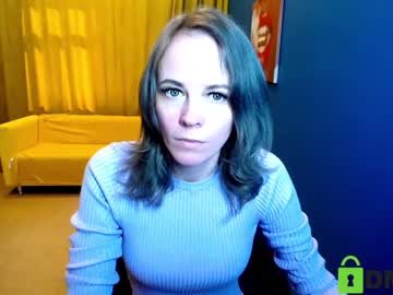 [05-09-22] jess_jess122 public show from Chaturbate