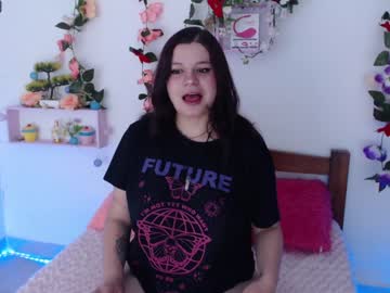 [30-10-23] mey_cute_69 public show from Chaturbate