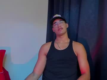 [12-01-24] jimmy_leeh_ record video with dildo